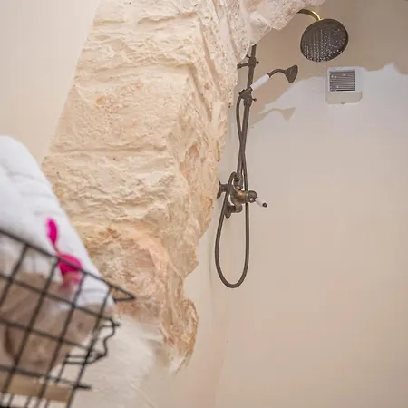 Trulli Miriva' Alberobello