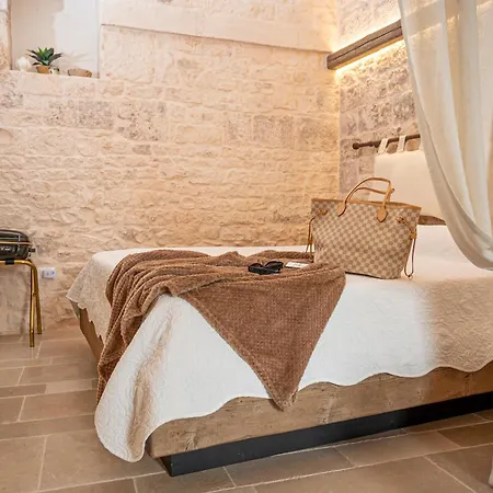 Bed & Breakfast Trulli Miriva' 4*