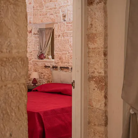 Trulli Miriva' Bed & Breakfast 4*