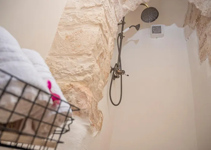 Trulli Miriva' Alberobello